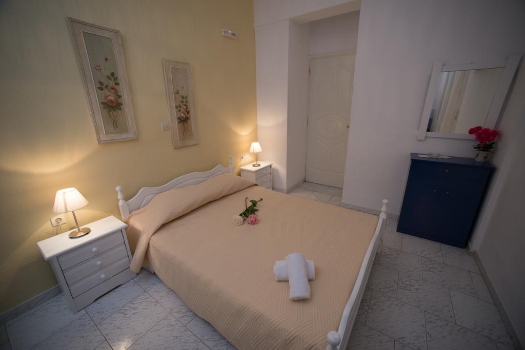Aparthotel Bella Sant Perissa  Exterior foto