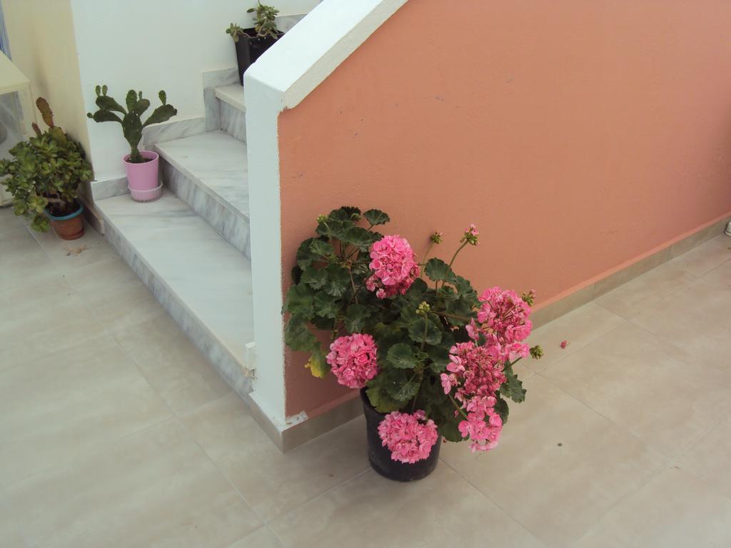Aparthotel Bella Sant Perissa  Exterior foto